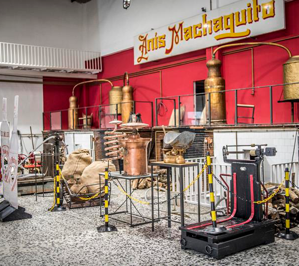 	
				Colección Museográfica Anís Machaquito	
				