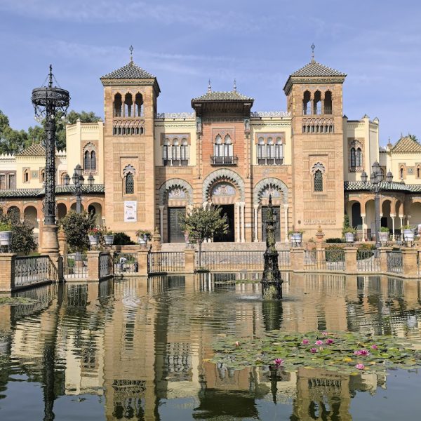 	
				Museo de Artes y Costumbres Populares de Sevilla	
				